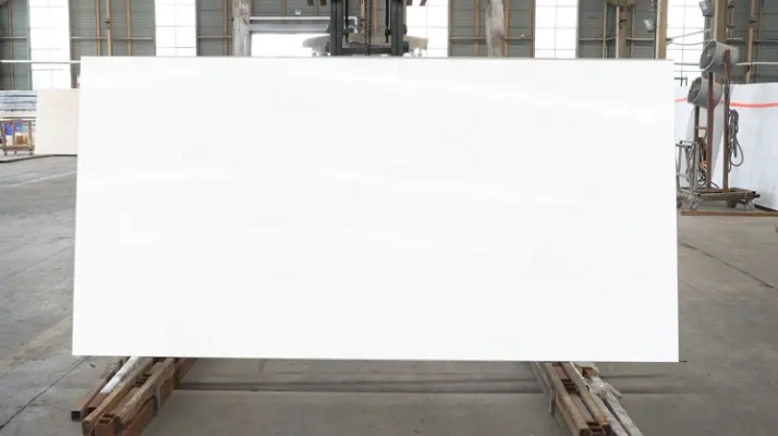 SFKC02 Extreme White ES1600 Refine White Quartz Stone