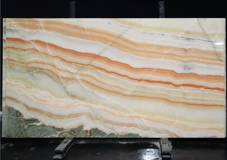 SFKE07 Multicolor Rainbow Onyx Slabs