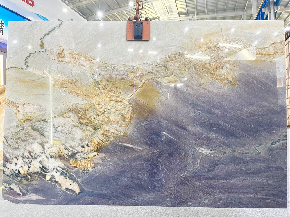SFKF21 Natural Brazil Purple Quartzite Slab Bookmatch Backgr