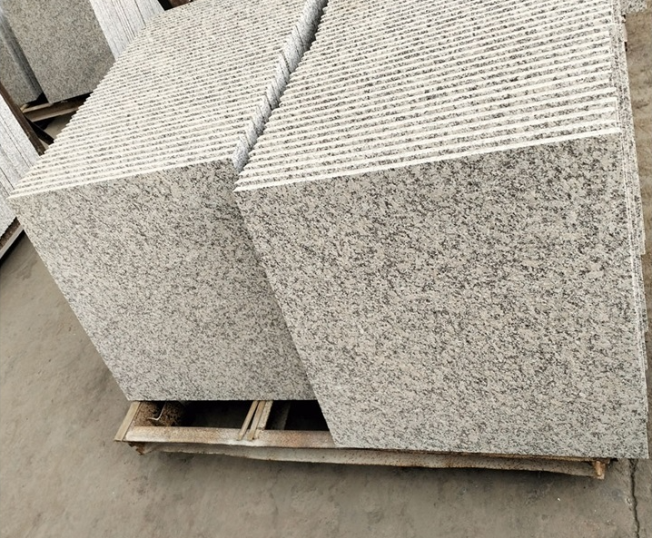SFKD25 New Cheapest G602 Light Grey Granite Tiles Flamed Fin