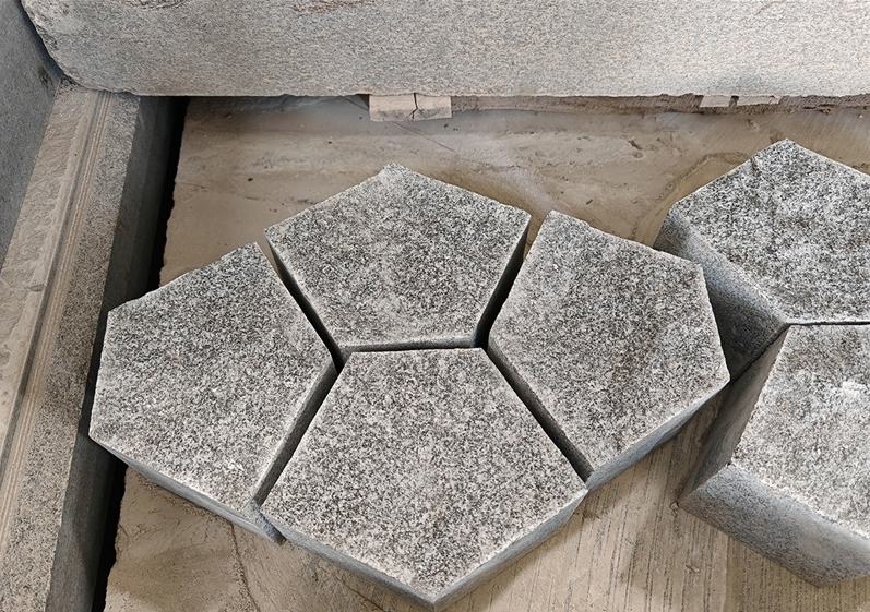 SFKD26 Sesame Grey Granite Natural Surface Garden Stepping S